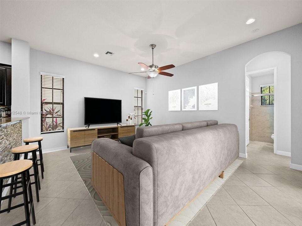 待售: $1,039,000 (4 贝兹, 3 浴室, 2480 平方英尺)