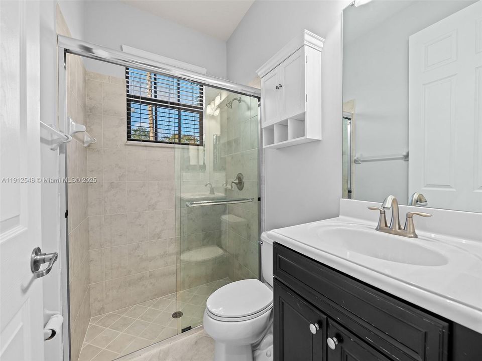 待售: $1,039,000 (4 贝兹, 3 浴室, 2480 平方英尺)