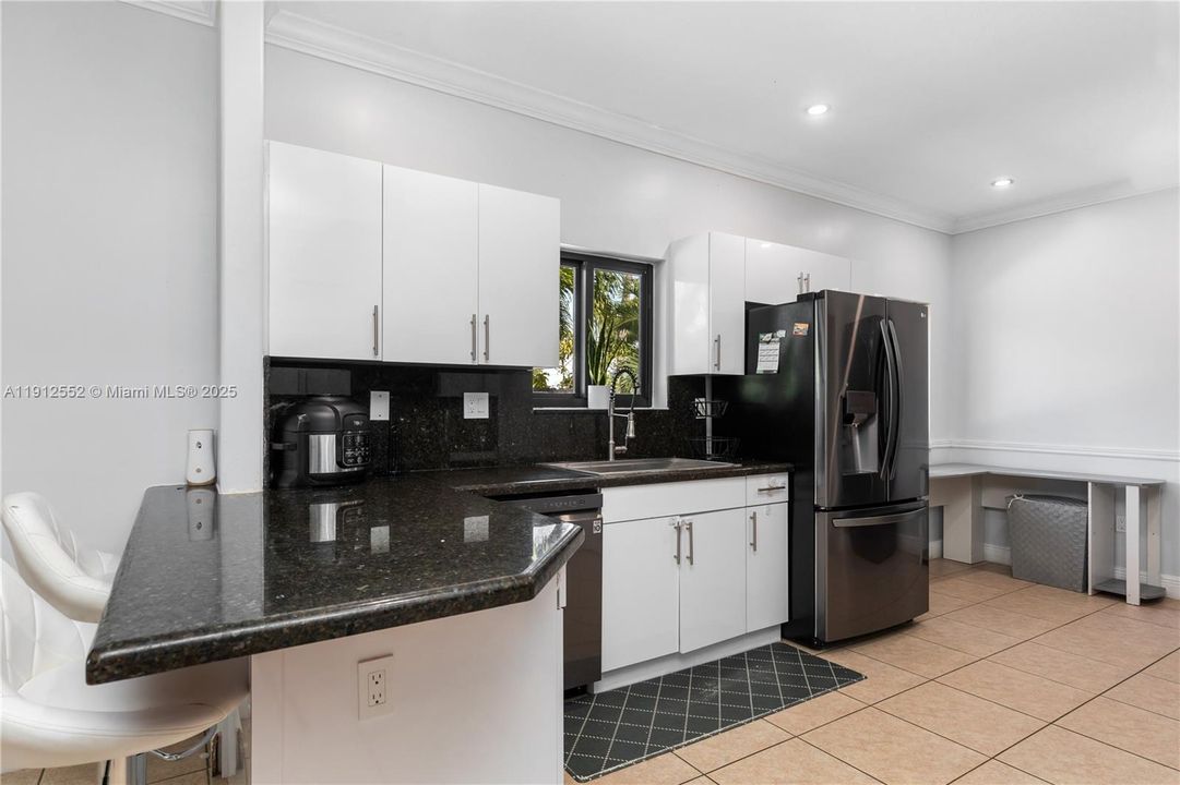 For Sale: $875,000 (4 beds, 2 baths, 1888 Square Feet)