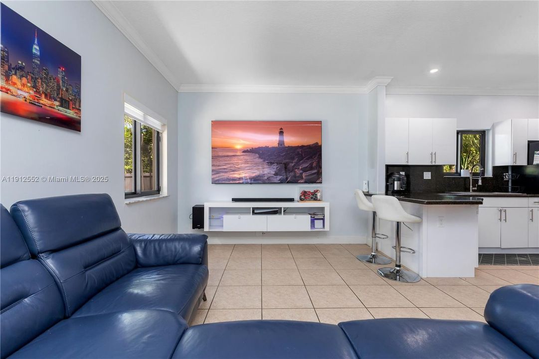 For Sale: $875,000 (4 beds, 2 baths, 1888 Square Feet)