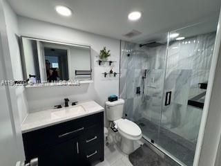 合同活跃: $2,000 (1 贝兹, 1 浴室, 667 平方英尺)