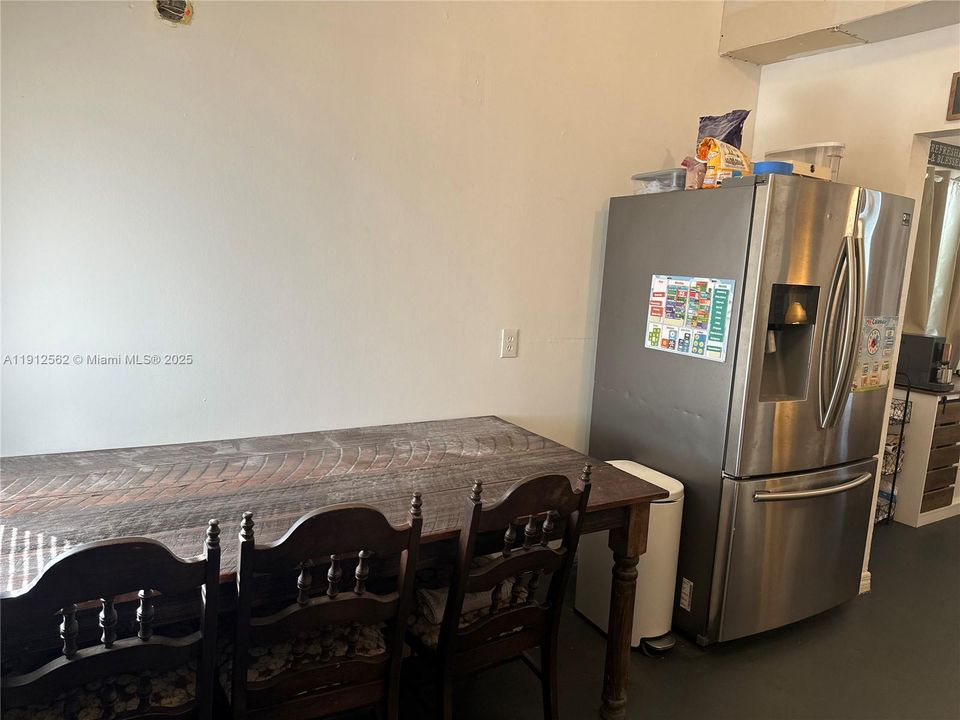 最近租的: $2,500 (2 贝兹, 1 浴室, 816 平方英尺)