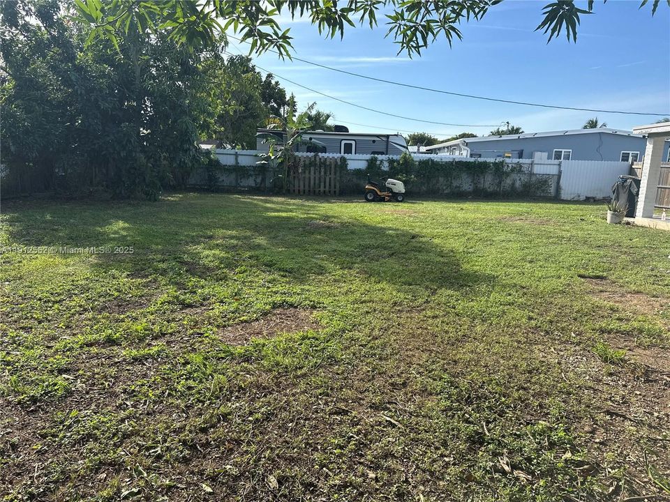 最近租的: $2,500 (2 贝兹, 1 浴室, 816 平方英尺)