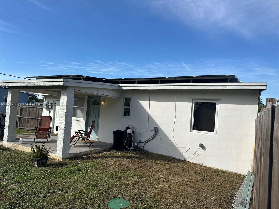 最近租的: $2,500 (2 贝兹, 1 浴室, 816 平方英尺)