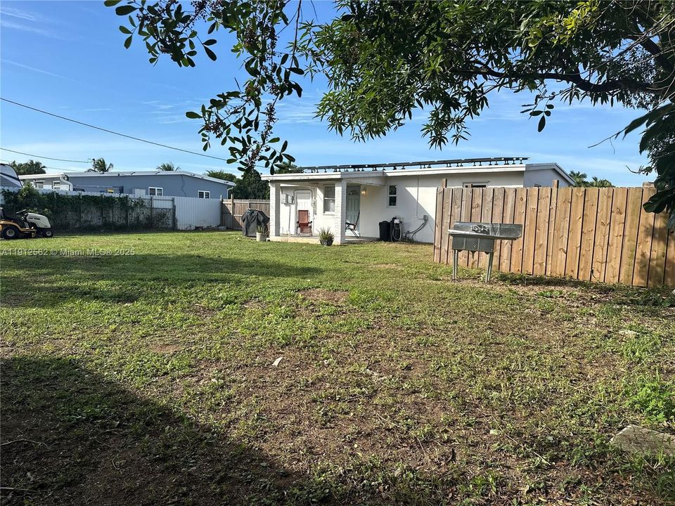 最近租的: $2,500 (2 贝兹, 1 浴室, 816 平方英尺)