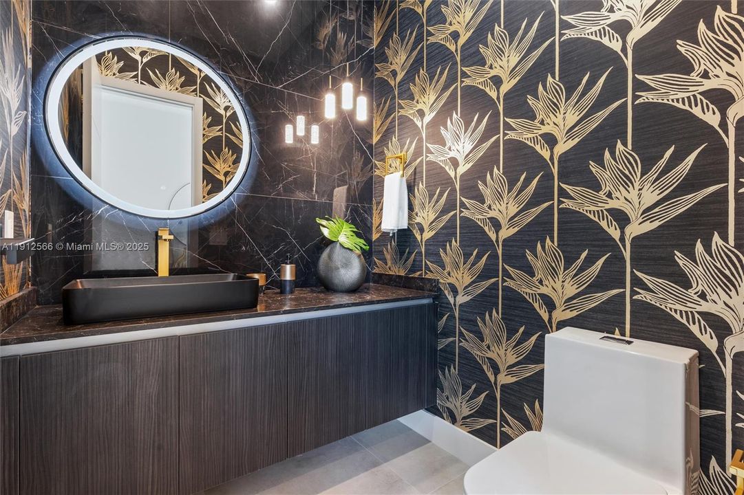 На продажу: $1,785,000 (3 спален, 3 ванн, 2526 Квадратных фут)