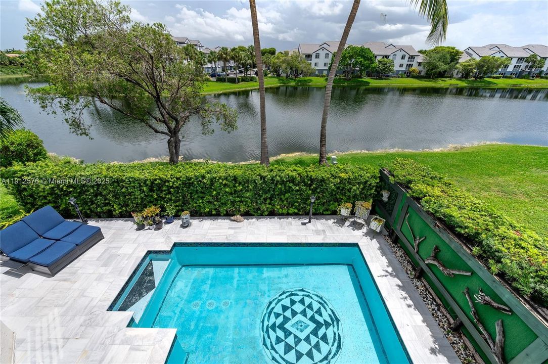 For Rent: $6,590 (4 beds, 2 baths, 2675 Square Feet)