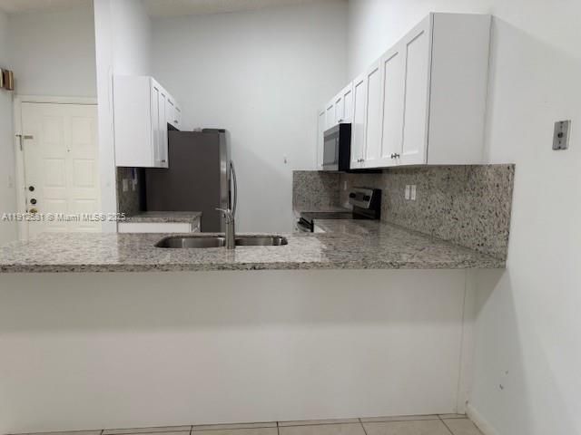 Activo con contrato: $2,500 (2 camas, 2 baños, 926 Pies cuadrados)