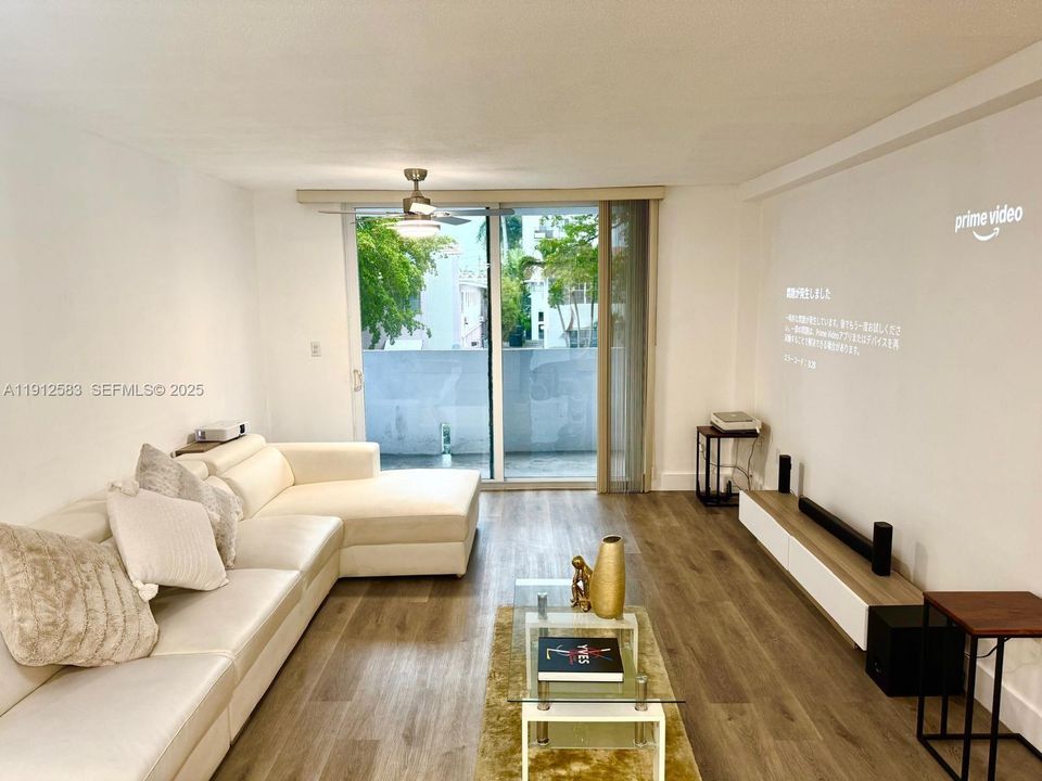 En Venta: $320,000 (1 camas, 1 baños, 700 Pies cuadrados)