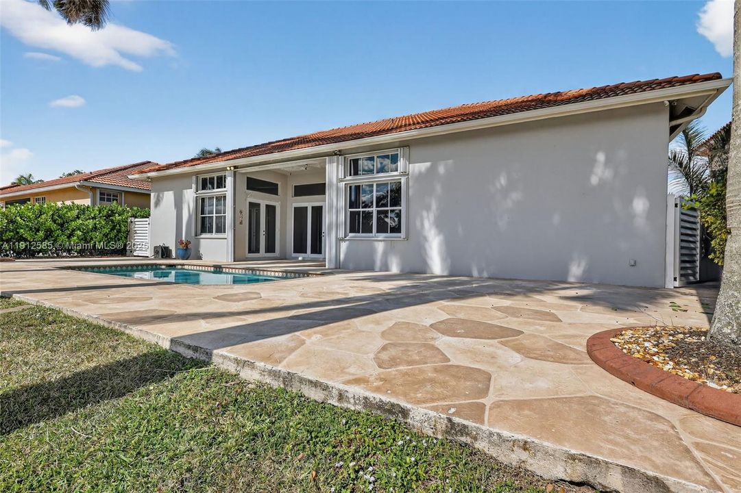 待售: $849,000 (3 贝兹, 3 浴室, 2281 平方英尺)