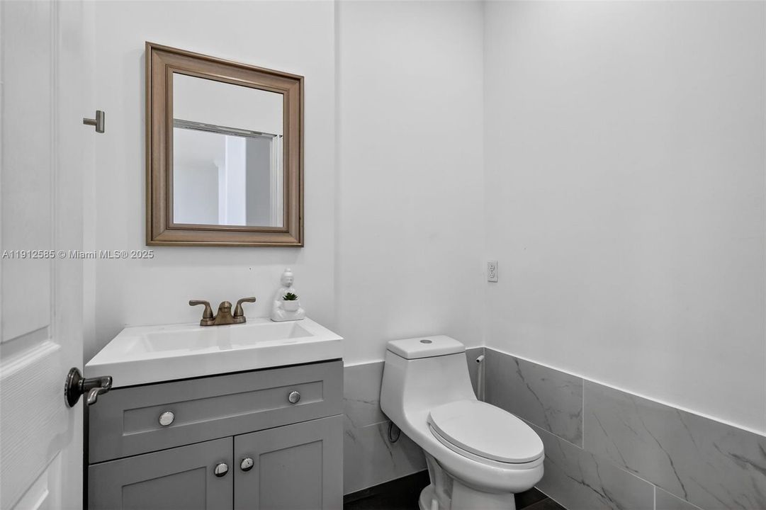 待售: $849,000 (3 贝兹, 3 浴室, 2281 平方英尺)