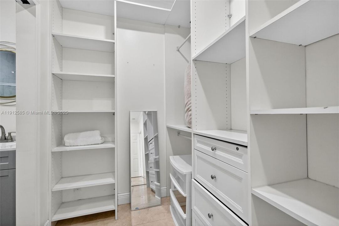 待售: $849,000 (3 贝兹, 3 浴室, 2281 平方英尺)