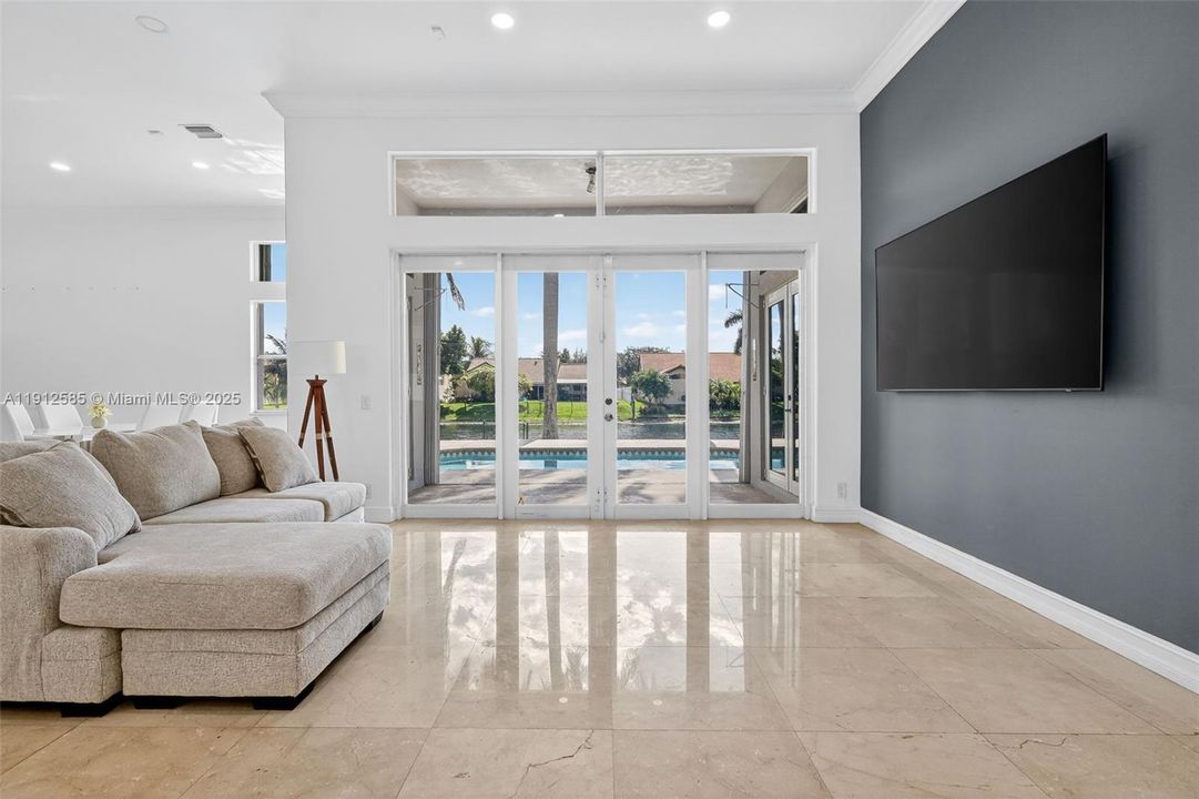 待售: $849,000 (3 贝兹, 3 浴室, 2281 平方英尺)