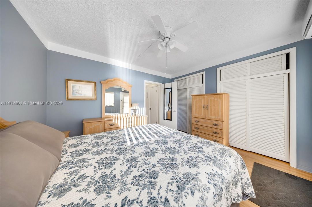 待售: $109,500 (1 贝兹, 1 浴室, 625 平方英尺)