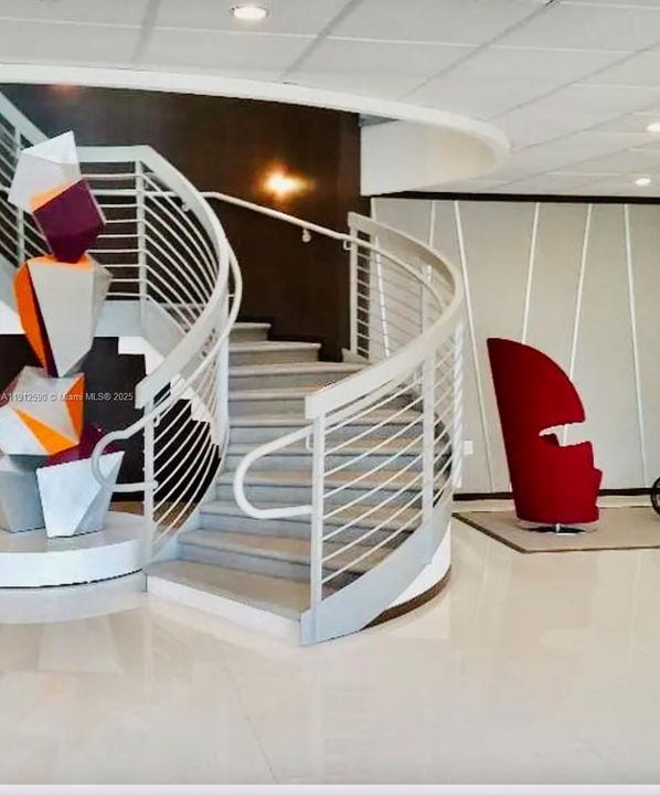 For Sale: $639,900 (1 beds, 2 baths, 824 Square Feet)