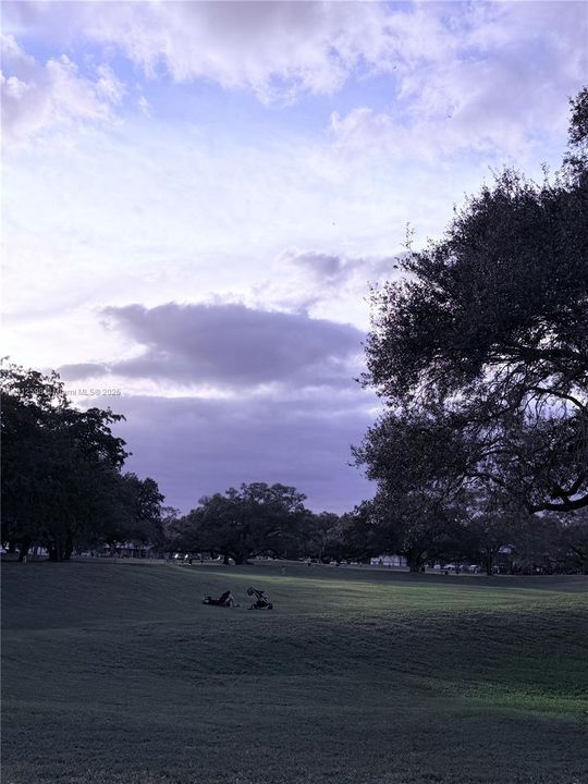 На продажу: $299,900 (3 спален, 2 ванн, 1700 Квадратных фут)