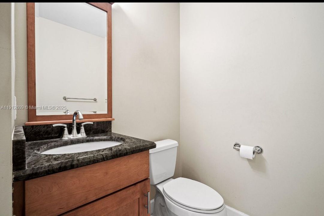 For Sale: $850,000 (4 beds, 2 baths, 2839 Square Feet)