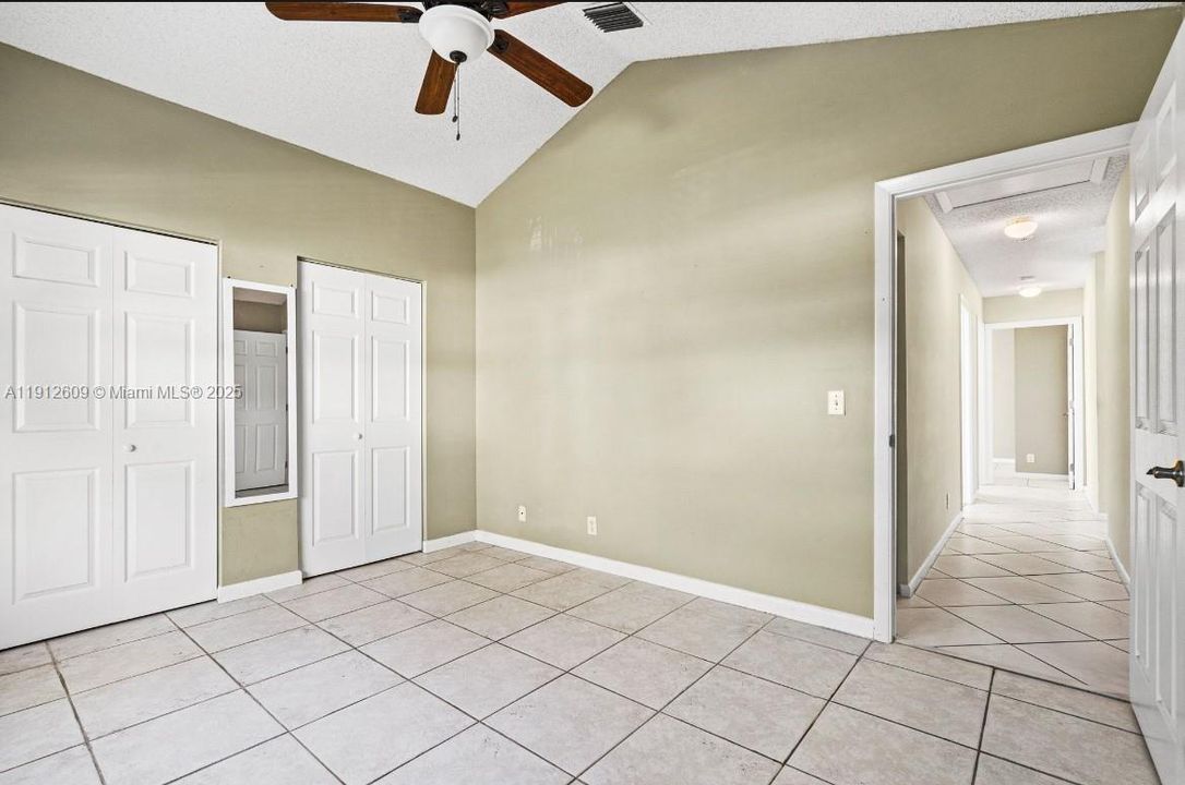 For Sale: $850,000 (4 beds, 2 baths, 2839 Square Feet)