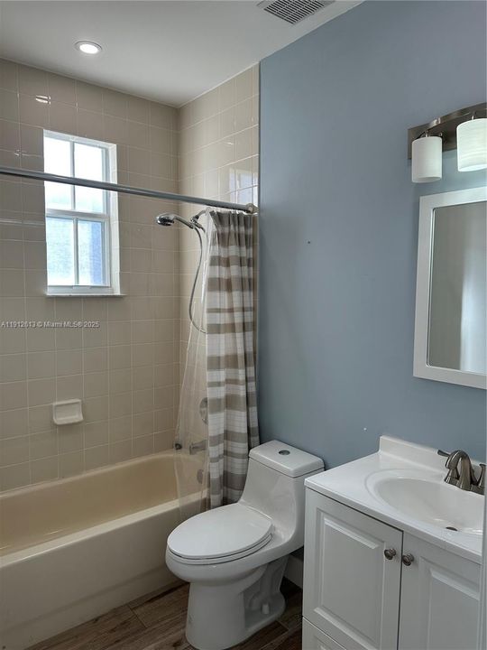 Active With Contract: $3,400 (4 beds, 3 baths, 1670 Square Feet)