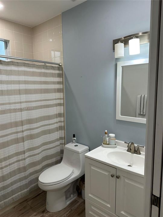 Active With Contract: $3,400 (4 beds, 3 baths, 1670 Square Feet)