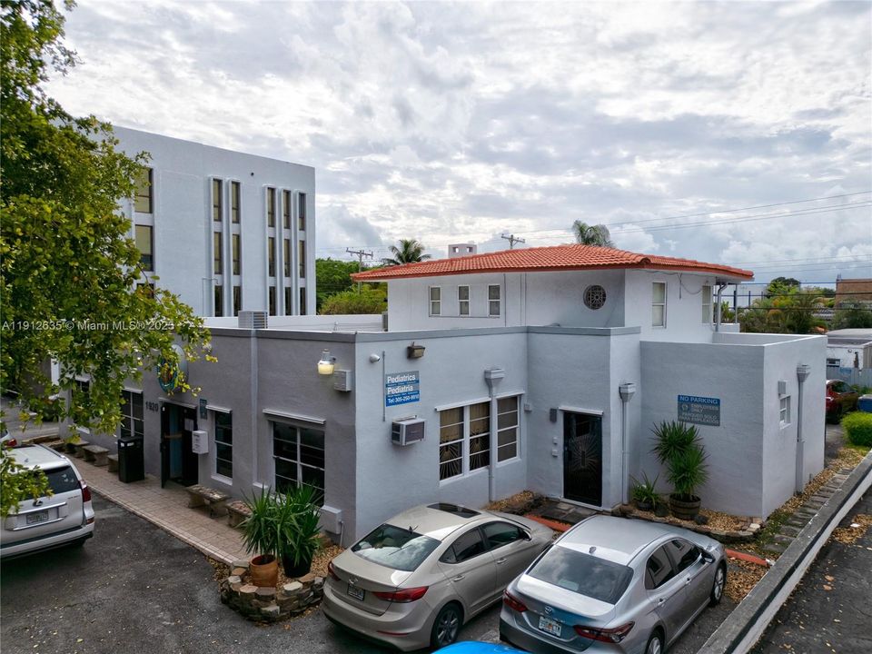 出租: $16,800 (0 贝兹, 0 浴室, 0 平方英尺)