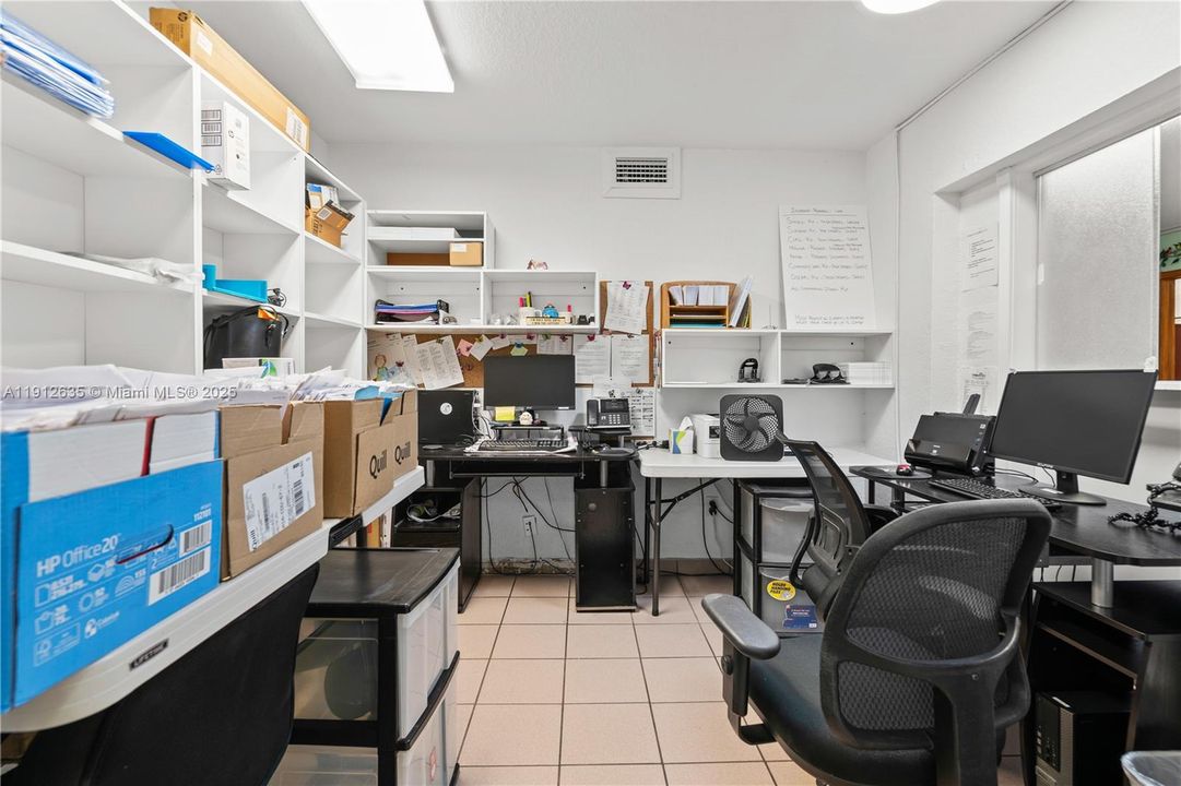 出租: $16,800 (0 贝兹, 0 浴室, 0 平方英尺)