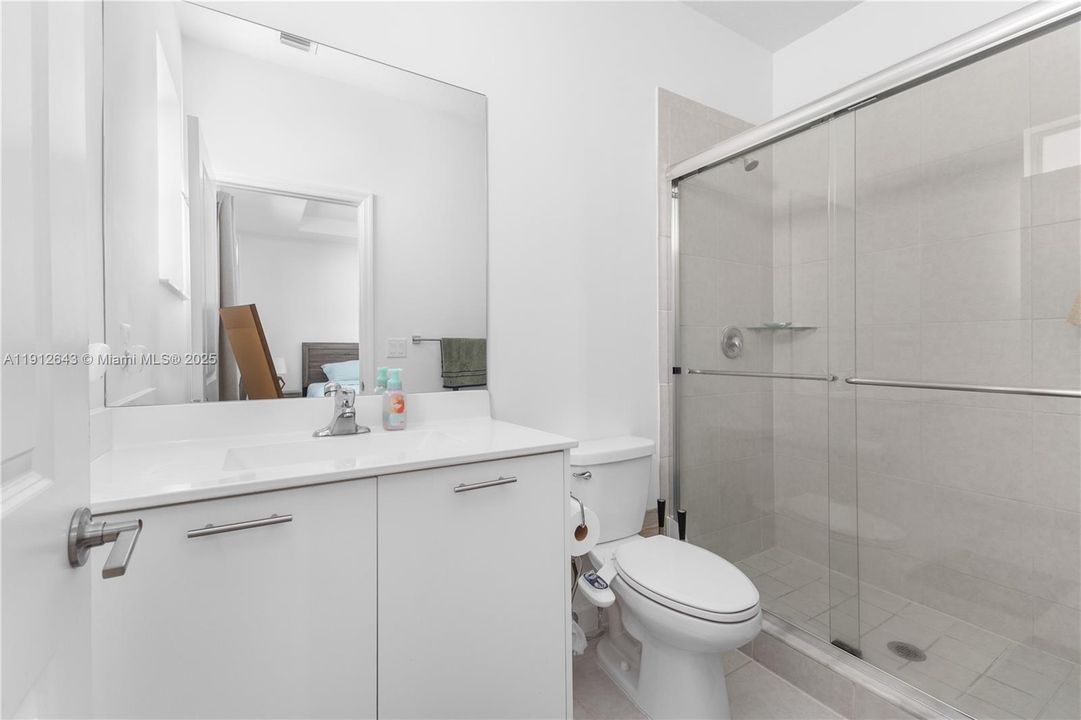 For Rent: $3,250 (3 beds, 2 baths, 1483 Square Feet)