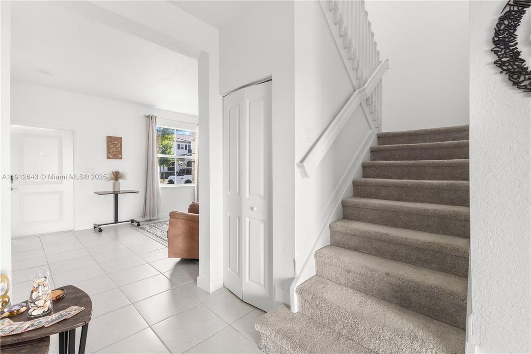 For Rent: $3,250 (3 beds, 2 baths, 1483 Square Feet)