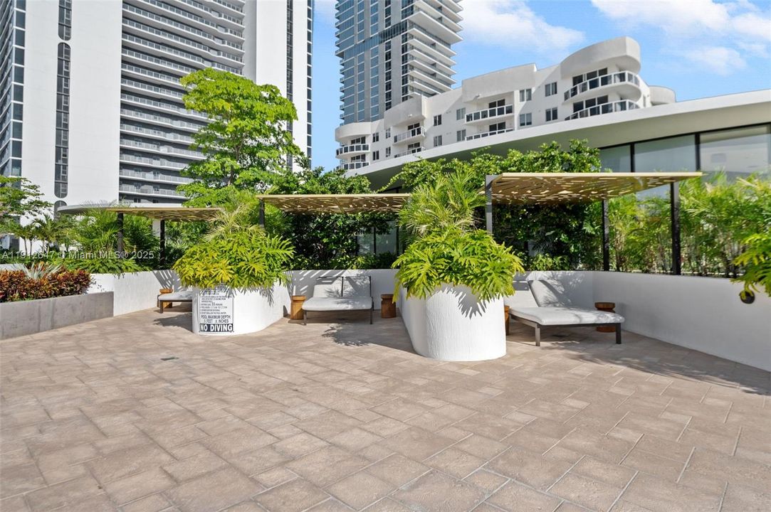 For Rent: $9,500 (2 beds, 2 baths, 0 Square Feet)