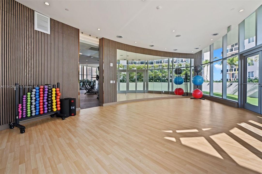 For Rent: $9,500 (2 beds, 2 baths, 0 Square Feet)