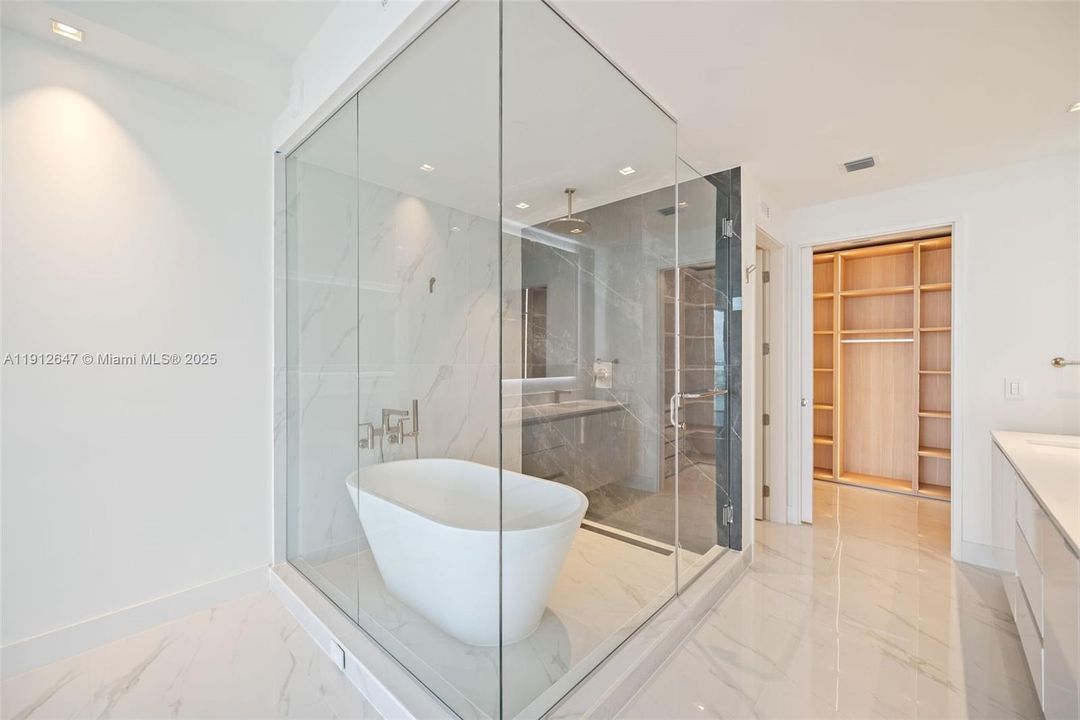 For Rent: $9,500 (2 beds, 2 baths, 0 Square Feet)