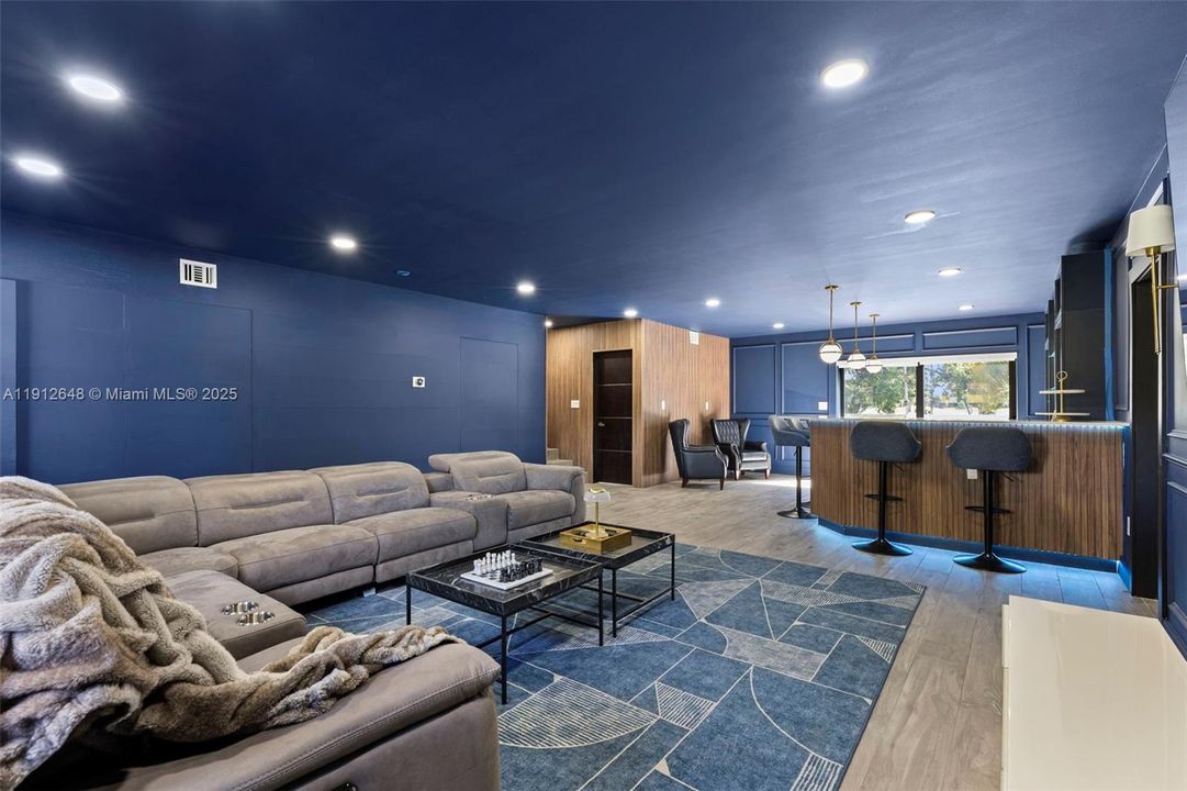 待售: $1,595,000 (4 贝兹, 3 浴室, 3633 平方英尺)