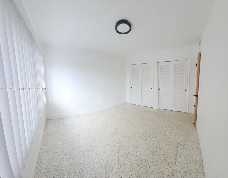 Activo con contrato: $1,850 (1 camas, 1 baños, 600 Pies cuadrados)