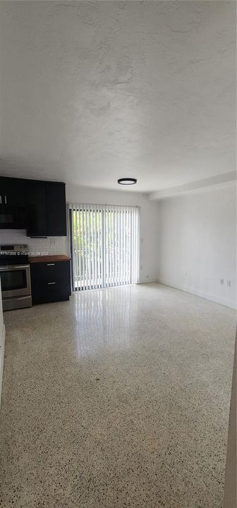 Activo con contrato: $1,850 (1 camas, 1 baños, 600 Pies cuadrados)