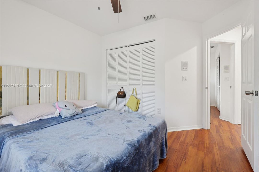 For Sale: $650,000 (5 beds, 2 baths, 2082 Square Feet)