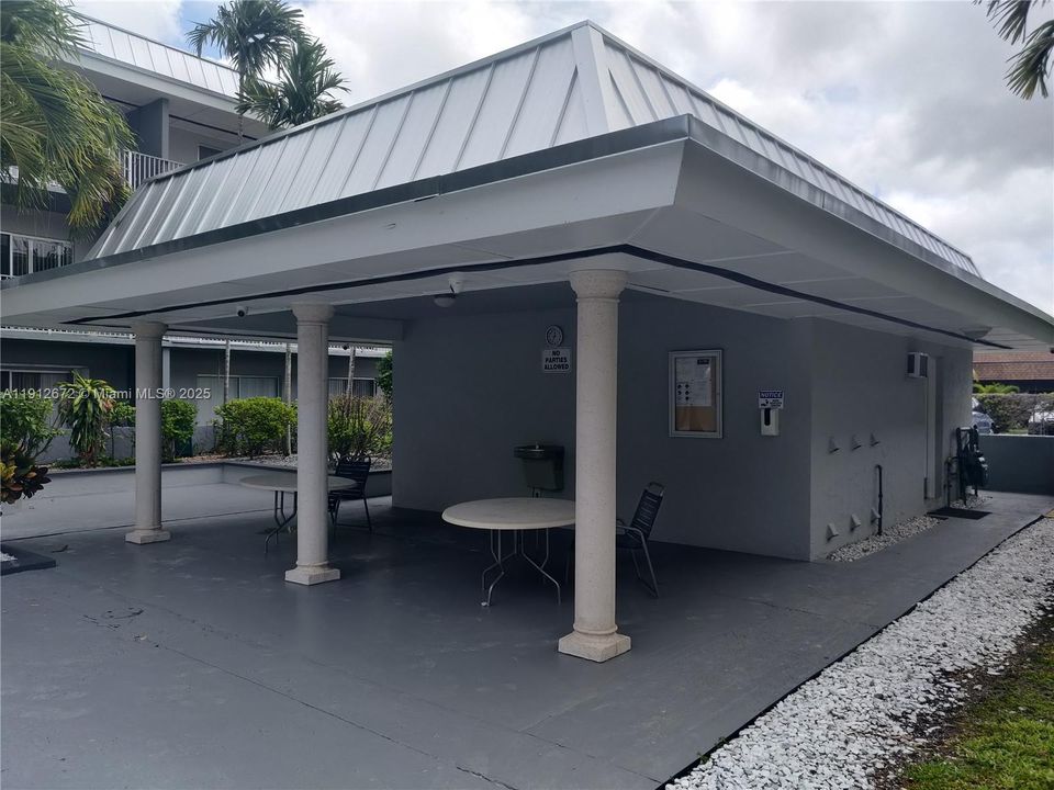 Недавно арендовано: $1,600 (0 спален, 1 ванн, 377 Квадратных фут)