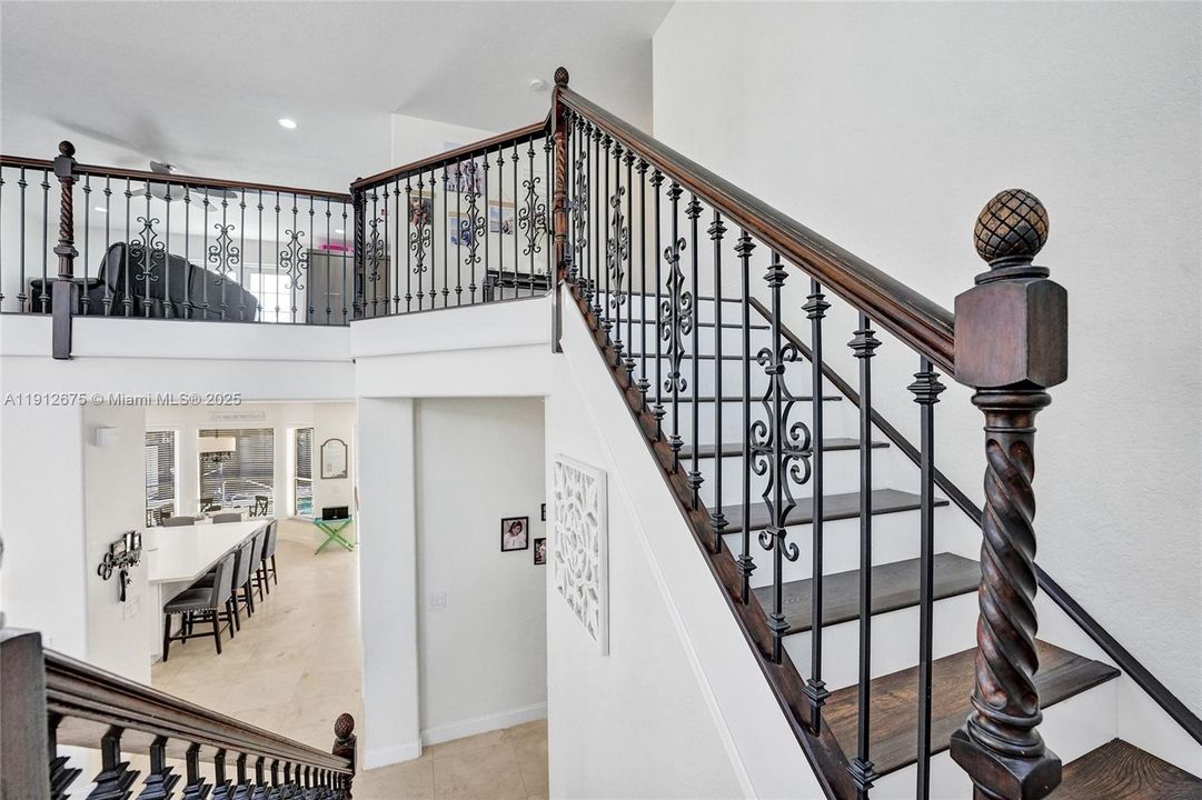 Active With Contract: $969,900 (4 beds, 2 baths, 3579 Square Feet)