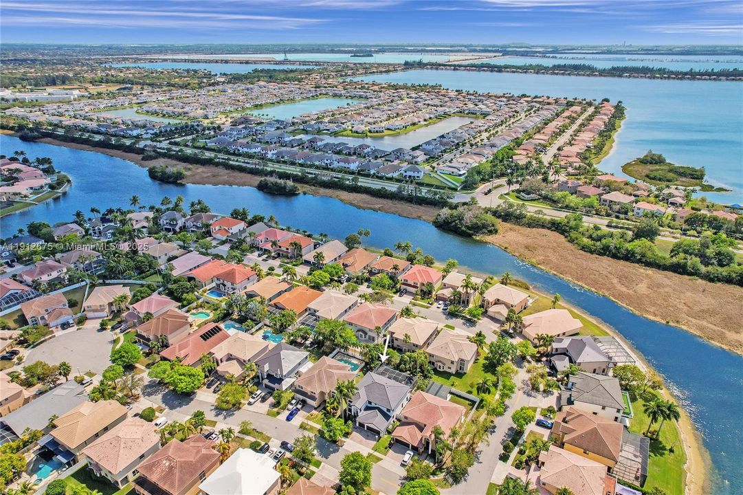 Active With Contract: $969,900 (4 beds, 2 baths, 3579 Square Feet)