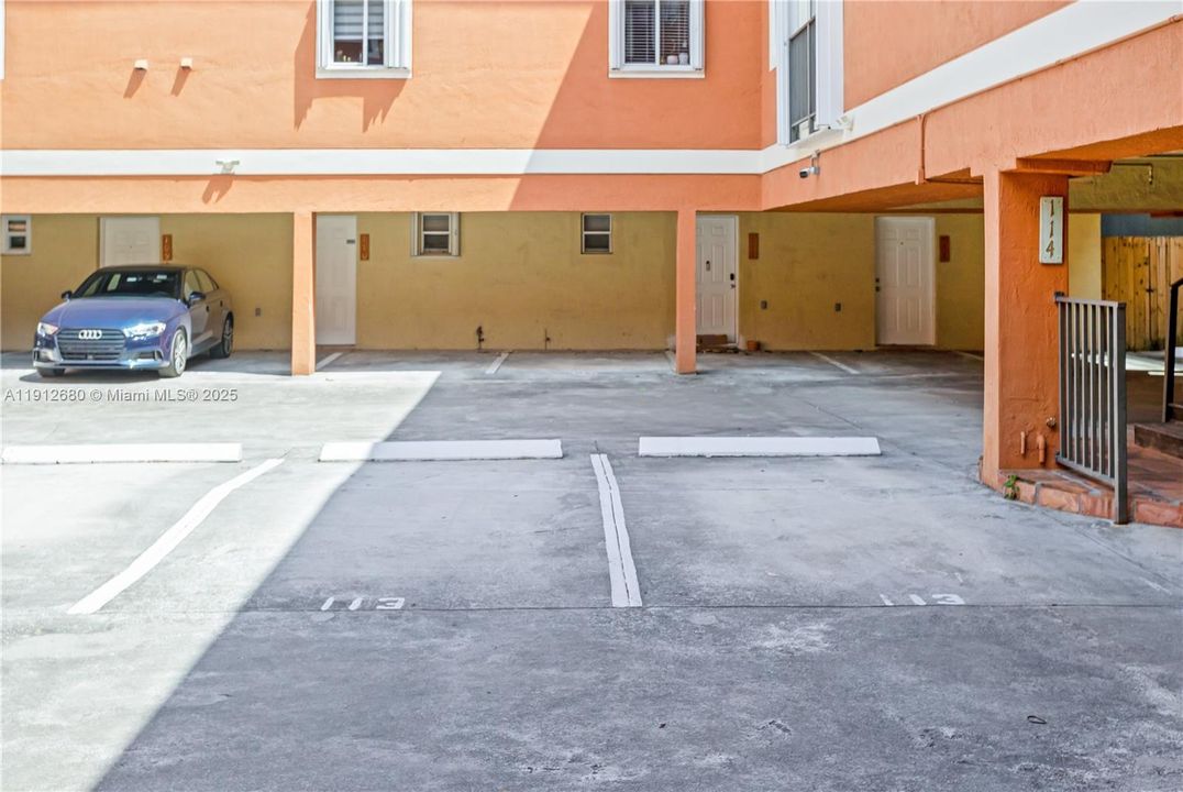 Recently Rented: $3,000 (2 beds, 2 baths, 1224 Square Feet)