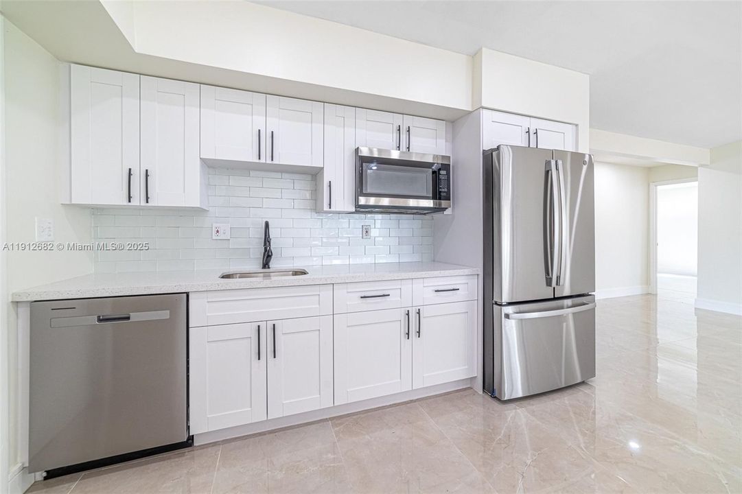 For Sale: $579,000 (3 beds, 2 baths, 1842 Square Feet)