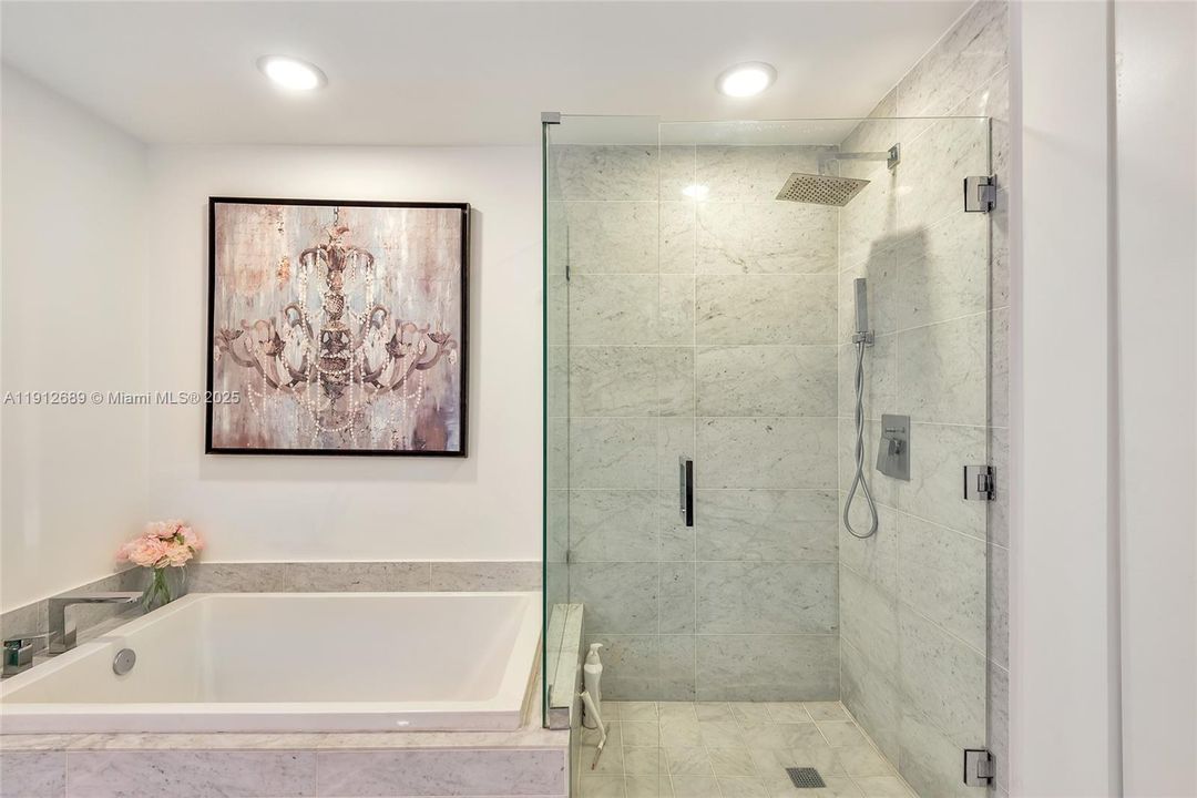 For Rent: $4,300 (1 beds, 2 baths, 849 Square Feet)