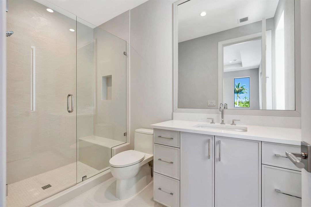 Guest Bath 2