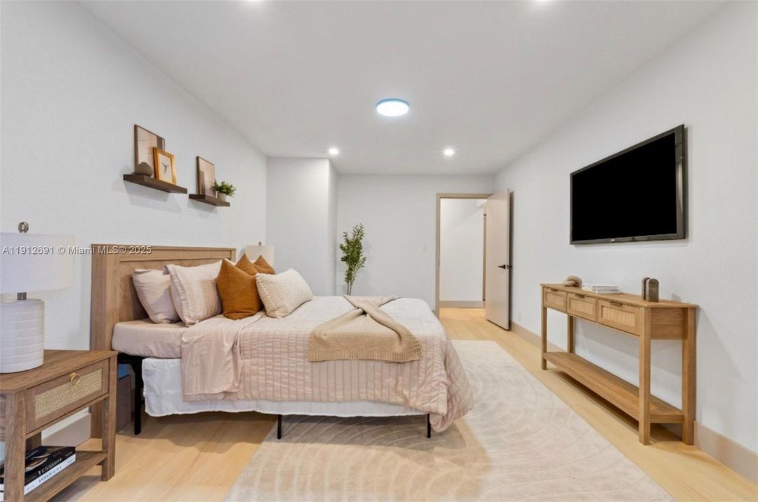 На продажу: $658,500 (4 спален, 2 ванн, 2346 Квадратных фут)