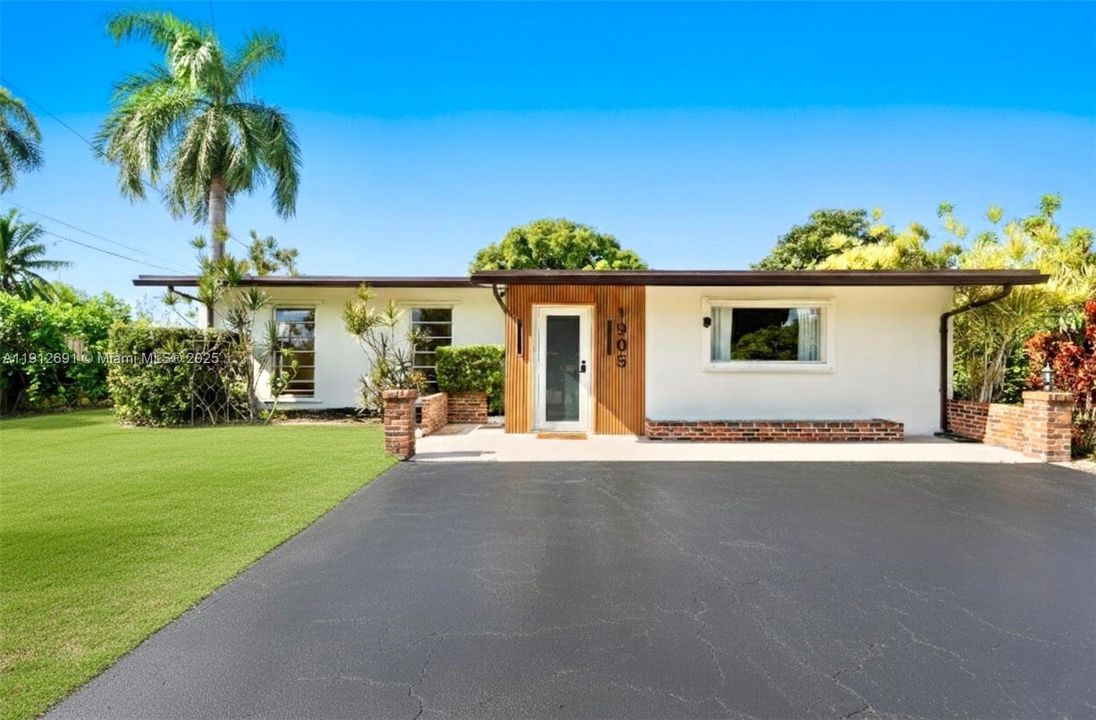 На продажу: $658,500 (4 спален, 2 ванн, 2346 Квадратных фут)