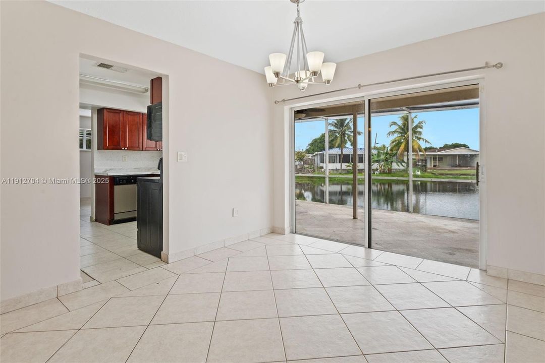 На продажу: $530,000 (3 спален, 2 ванн, 1544 Квадратных фут)