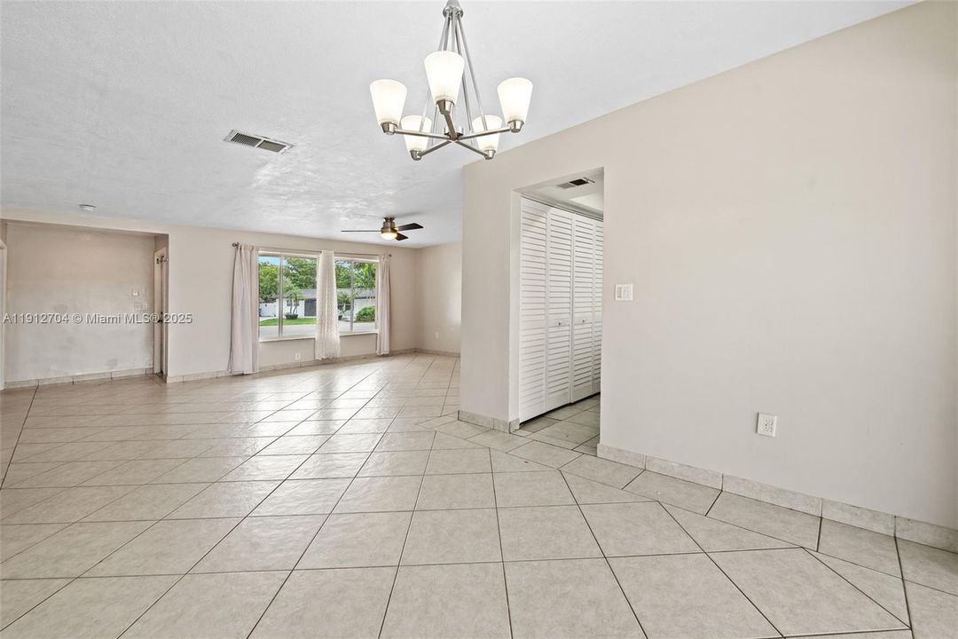 На продажу: $530,000 (3 спален, 2 ванн, 1544 Квадратных фут)