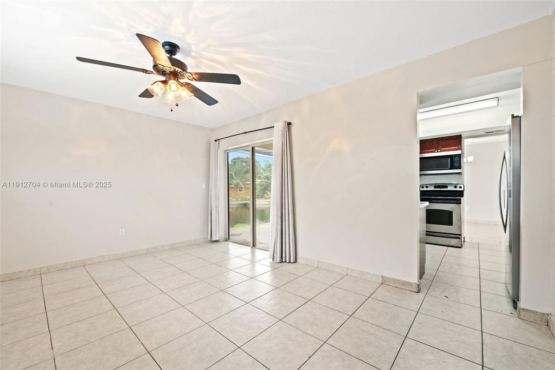 На продажу: $530,000 (3 спален, 2 ванн, 1544 Квадратных фут)