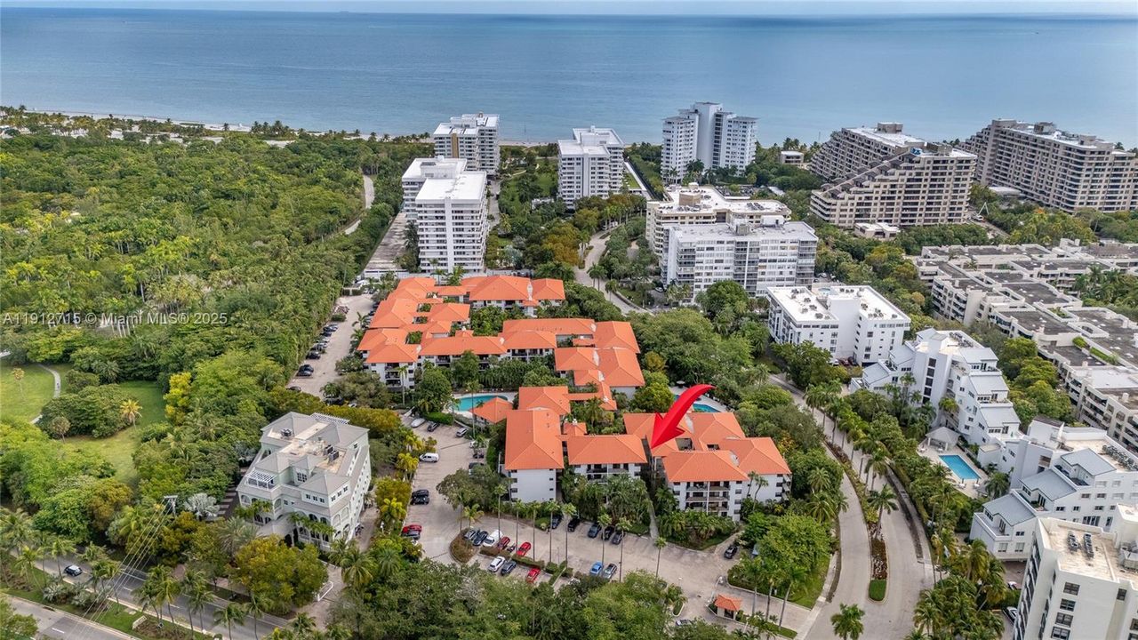 For Sale: $620,000 (1 beds, 1 baths, 972 Square Feet)