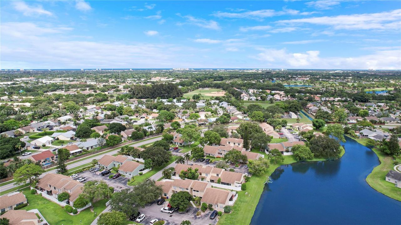 待售: $340,000 (2 贝兹, 2 浴室, 1284 平方英尺)