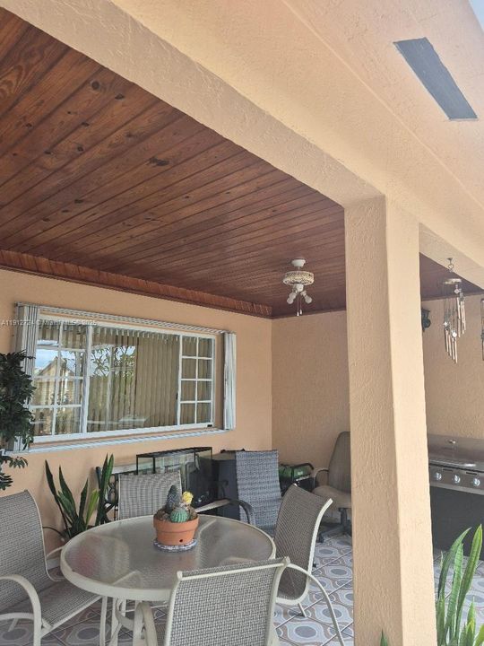 For Sale: $775,000 (3 beds, 2 baths, 2125 Square Feet)